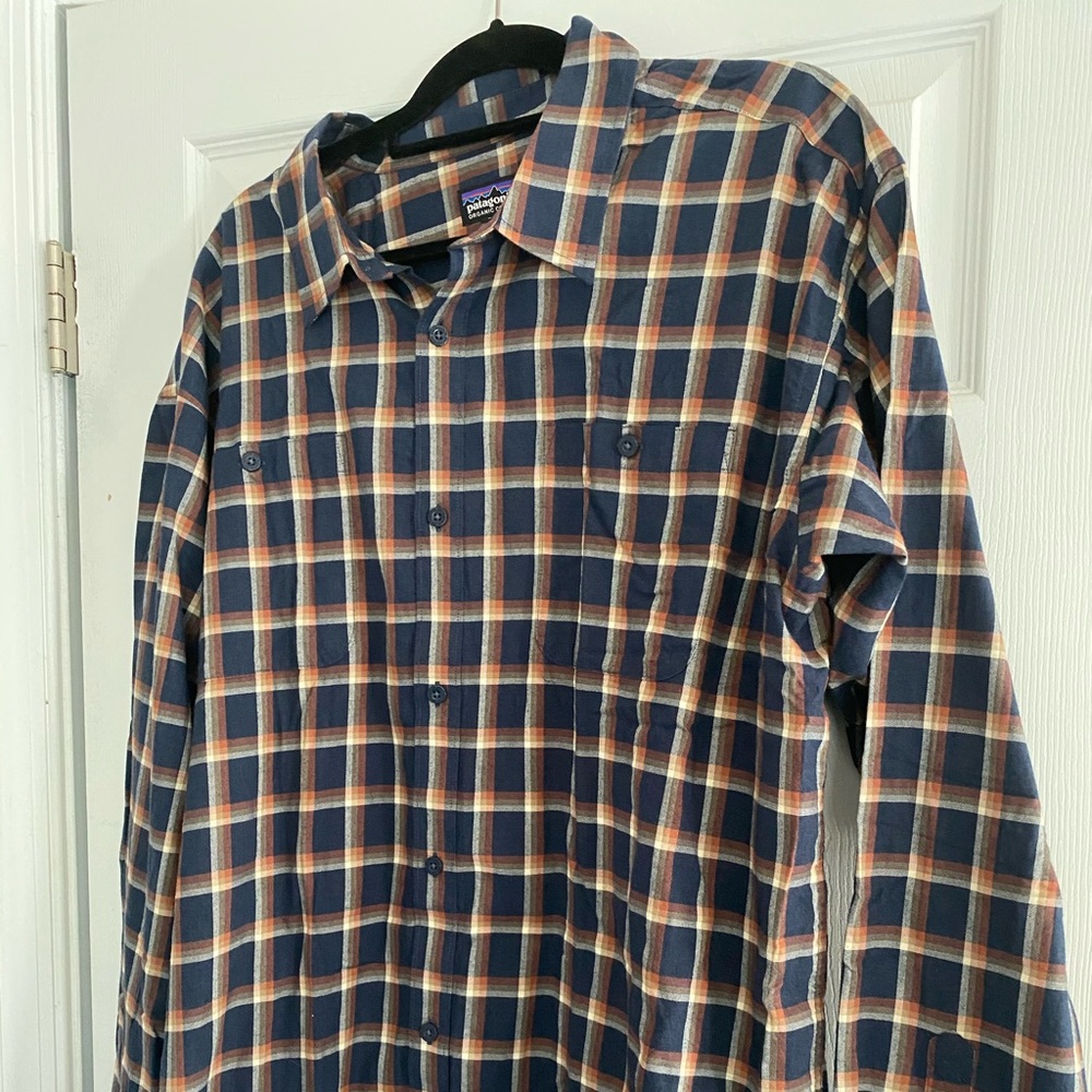 Patagonia Men’s Long Sleeve Organic Cotton